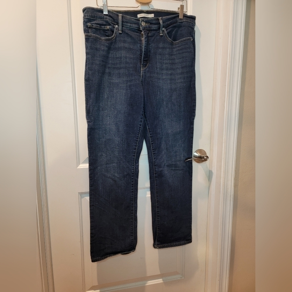 Levi's 314 Women's Shaping Straight Size 33
